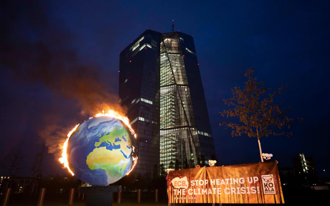 Flammender Protest gegen die Geldpolitik der EZB